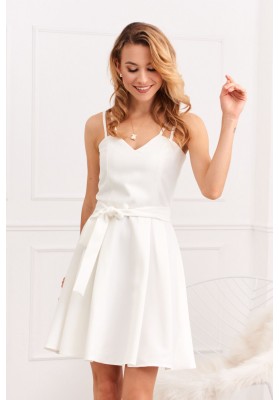 Nádherné dámske šaty s tenkými dvojitými remienkami, biele