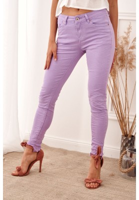 Štýlové nohavice v krásnej fialovej farbe