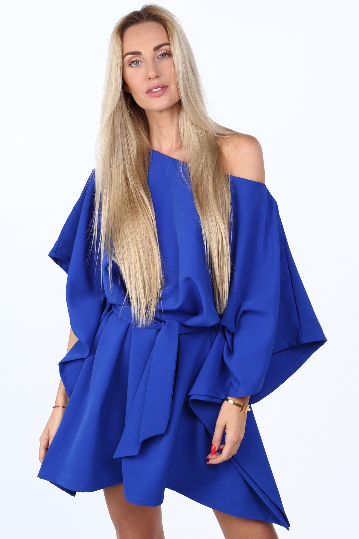 Modré asymetrické šaty